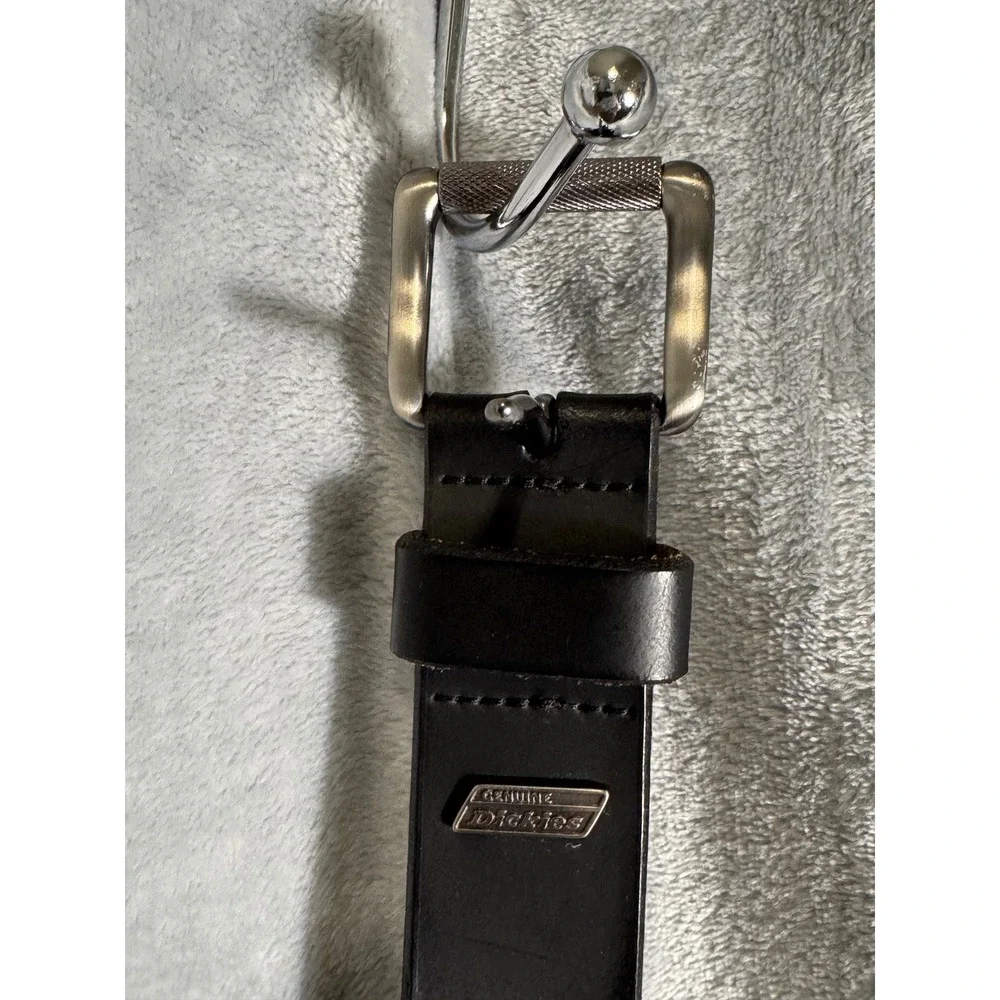Genuine Dickies Mens Black Leather‎ Belt Silver Buckle 46-48
